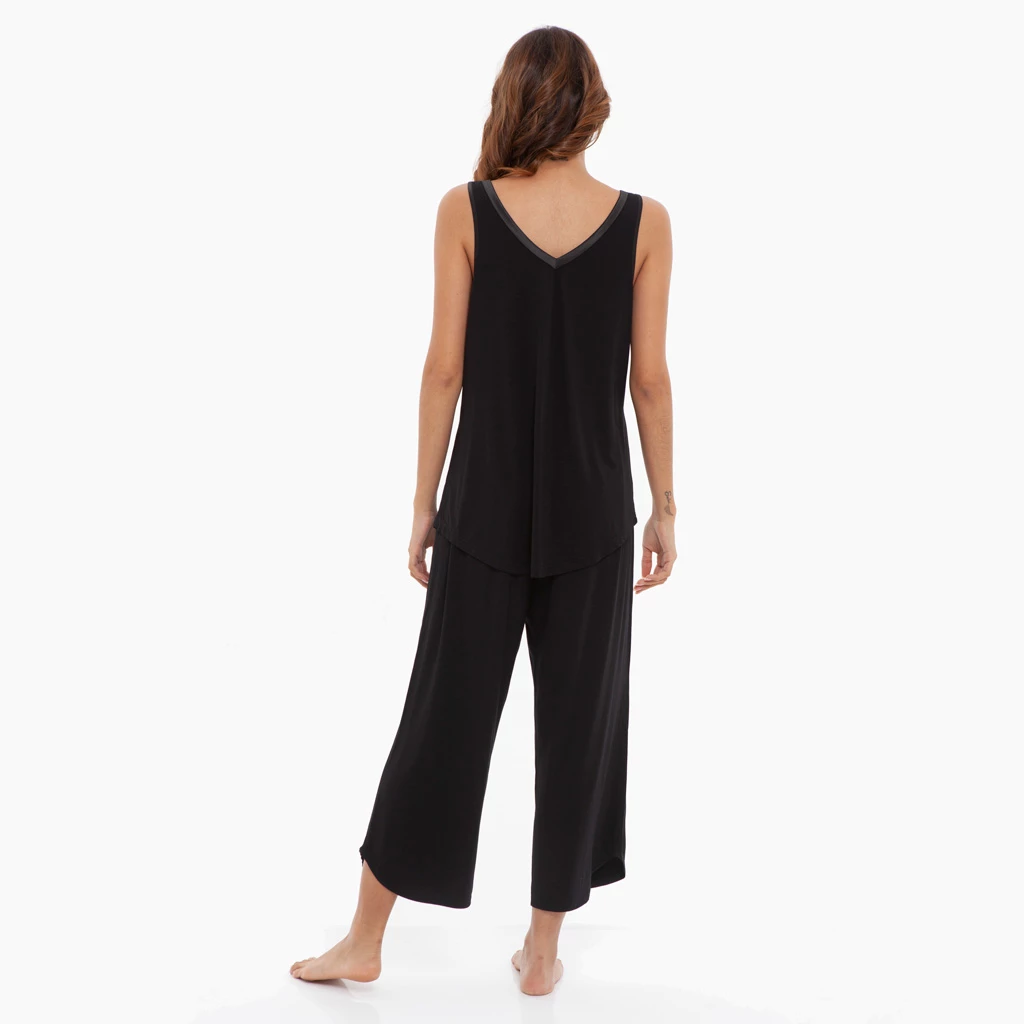 Black Bamboo Sleeveless Capri Set - Image 2