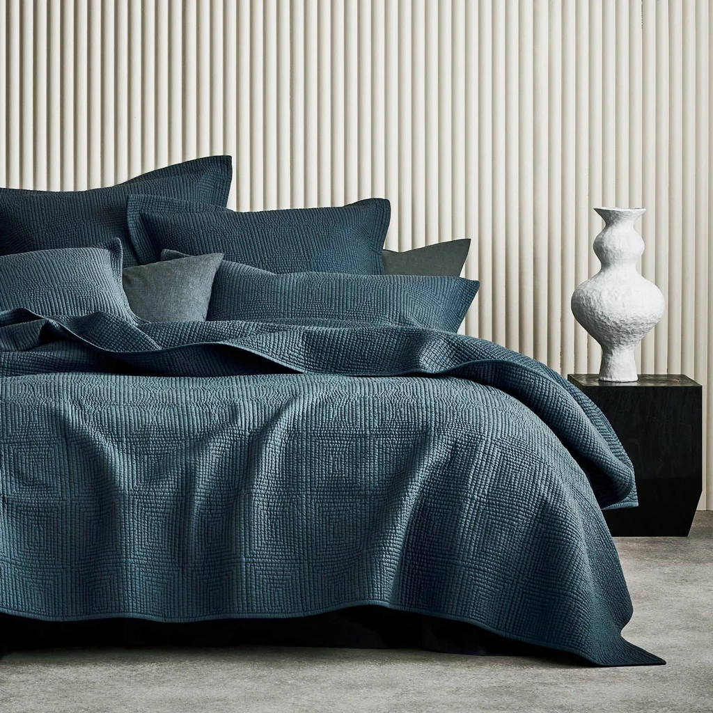 Grid Cotton Coverlet Set